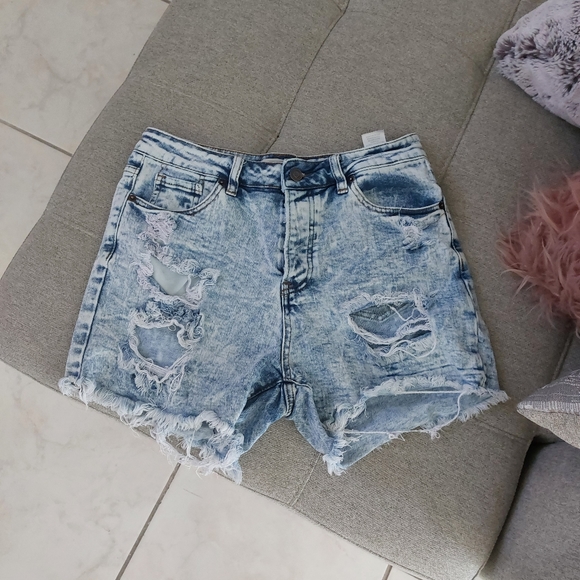 Blue Jeans Short Size L - Picture 2 of 5